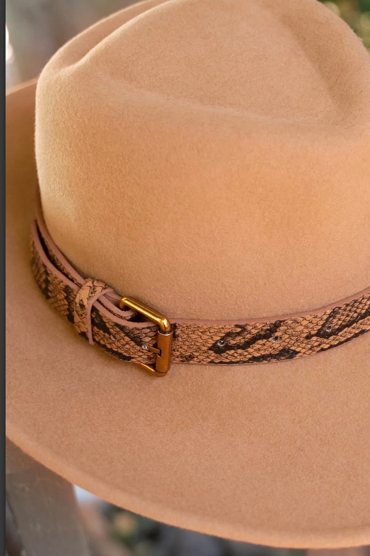 Brown Wide Brim Hat with Snakeprint Leatherette Buckle