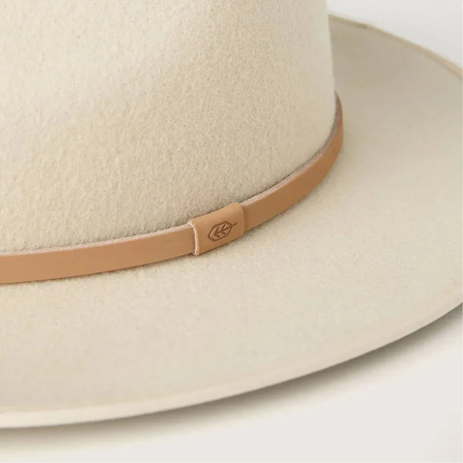 Calloway // Cream