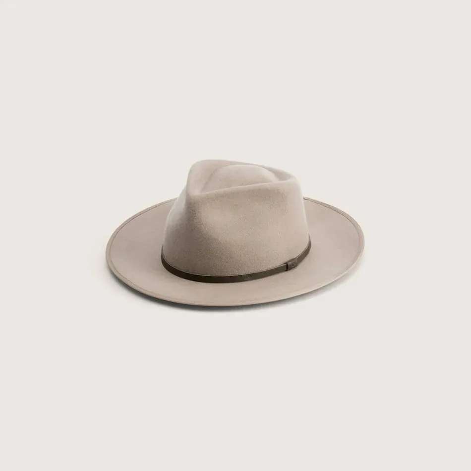 Calloway //  Fawn