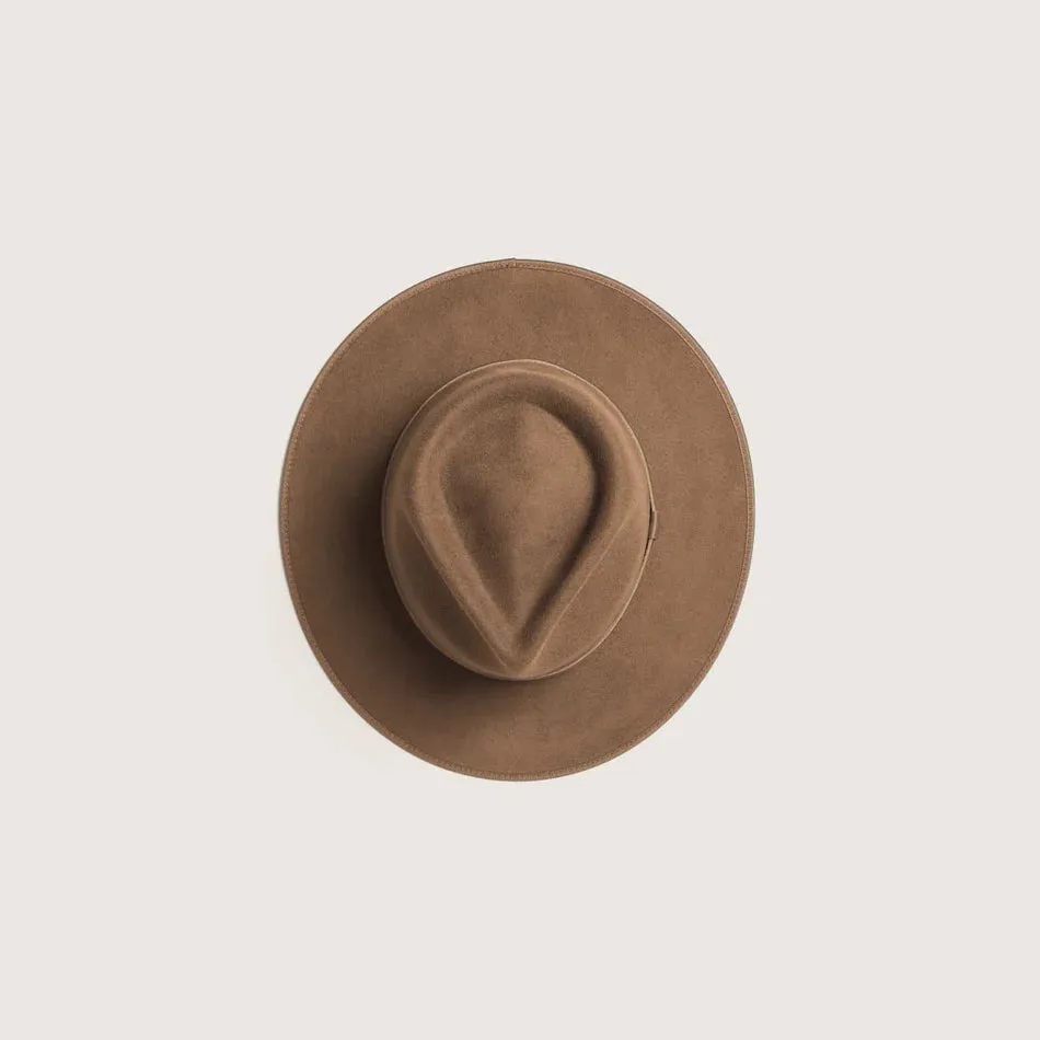 Calloway // Tan