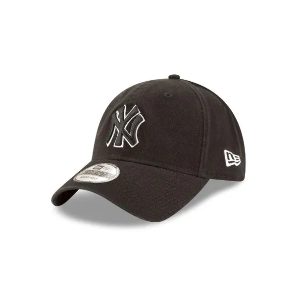 Core Classic 2.0 New York Yankees Cap (Black)