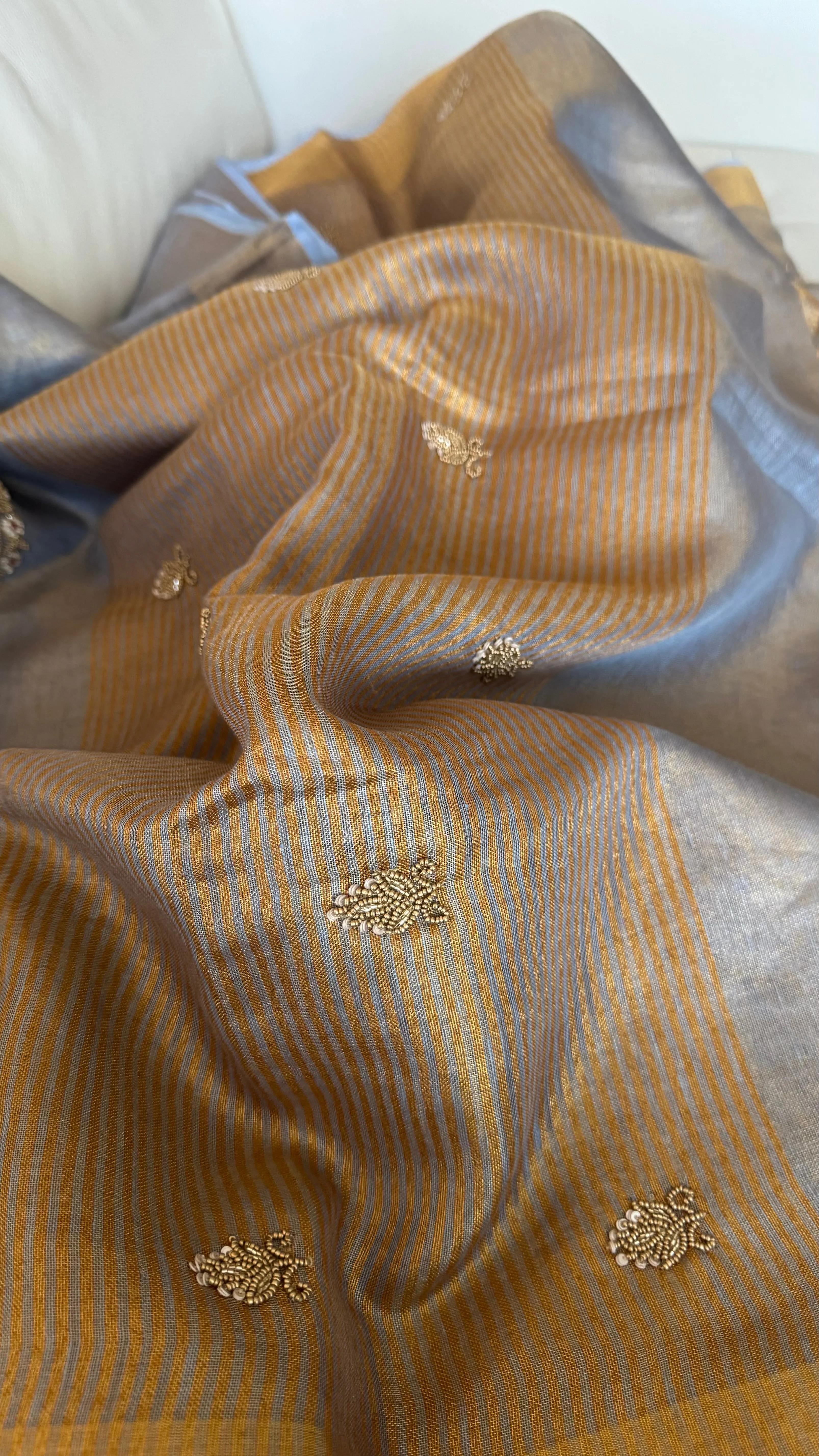 Dual Tone Grey Silver Gold Tone Tissue Linen Saree
