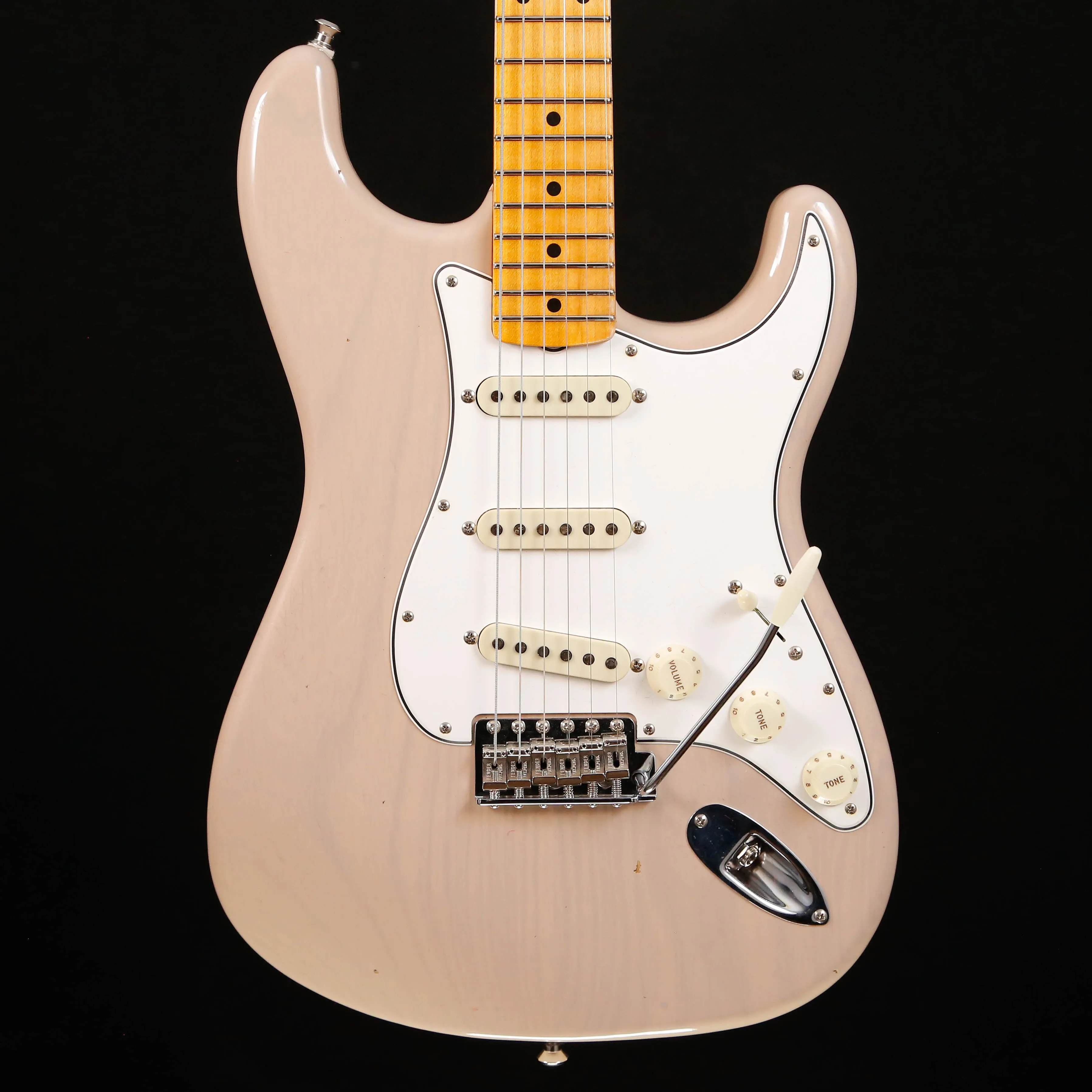 Fender Custom Shop Postmodern Stratocaster Journeyman Dirty White 593 8lbs 1.1oz