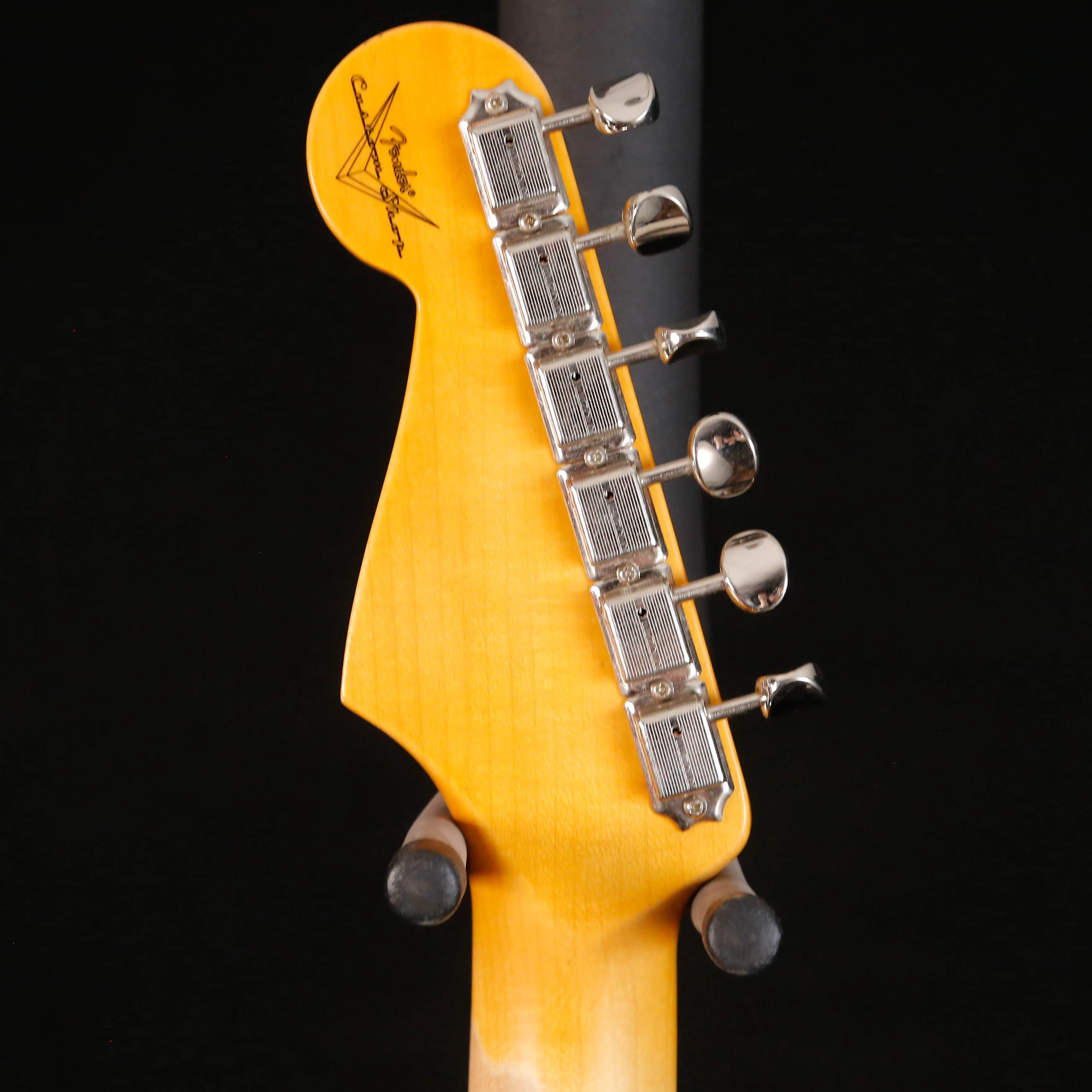 Fender Custom Shop Postmodern Stratocaster Journeyman Dirty White 593 8lbs 1.1oz