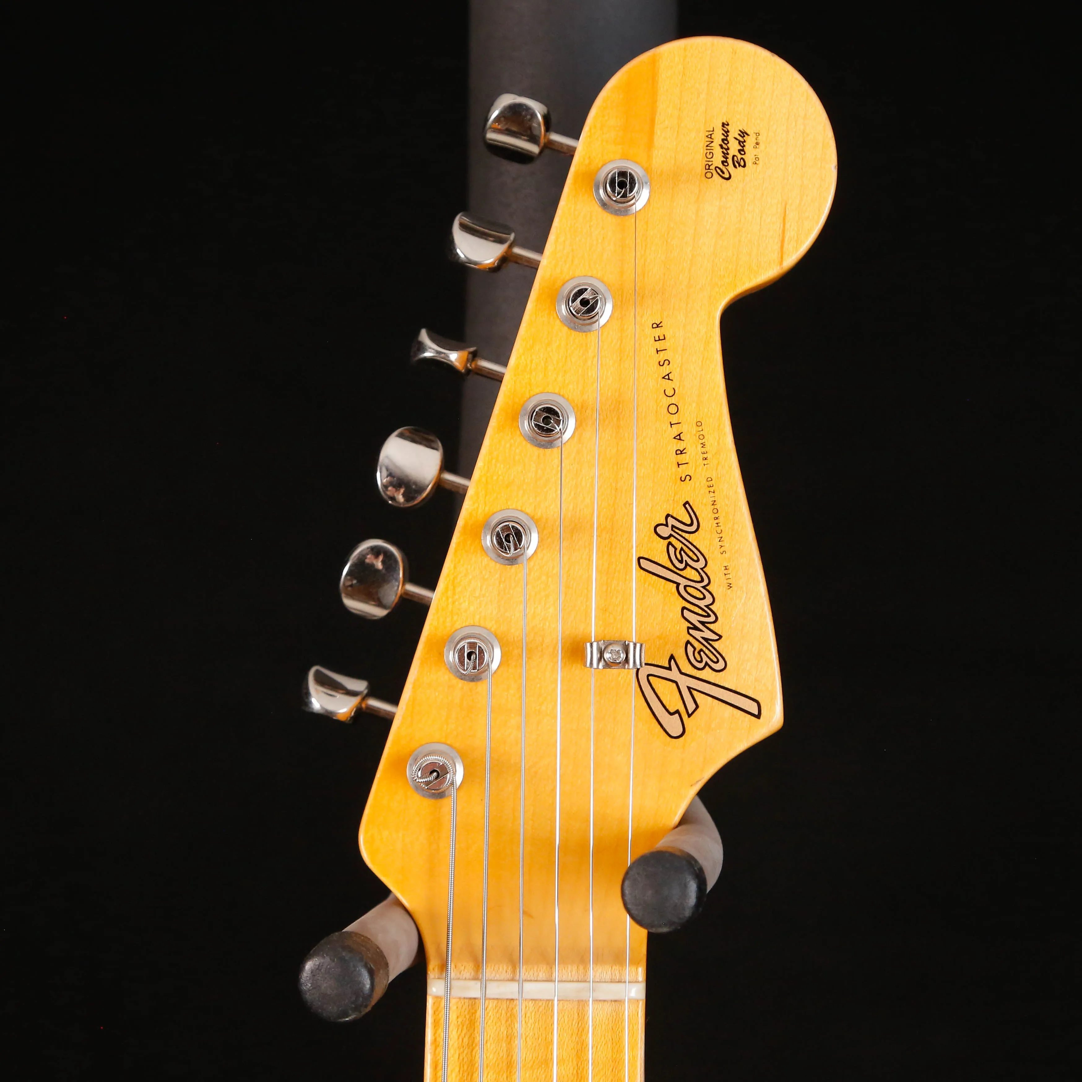 Fender Custom Shop Postmodern Stratocaster Journeyman Dirty White 593 8lbs 1.1oz