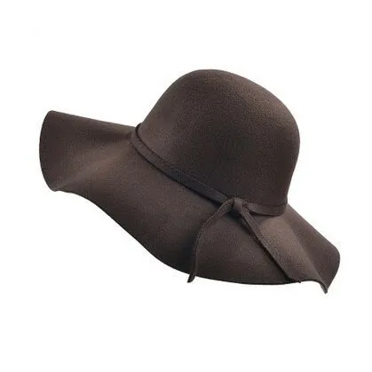 Head-Turner Floppy Hat