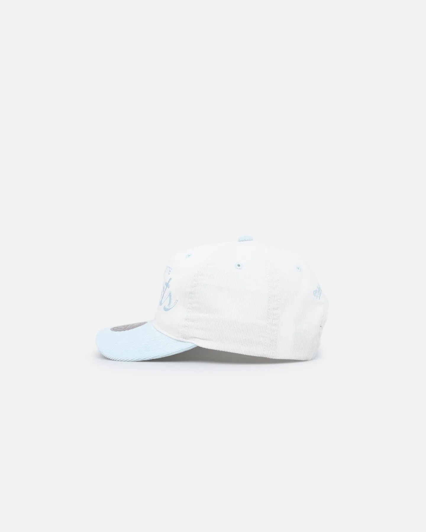 Mitchell & Ness Charlotte Hornets Pastel Corduroy Snapback White Cream/Light Blue
