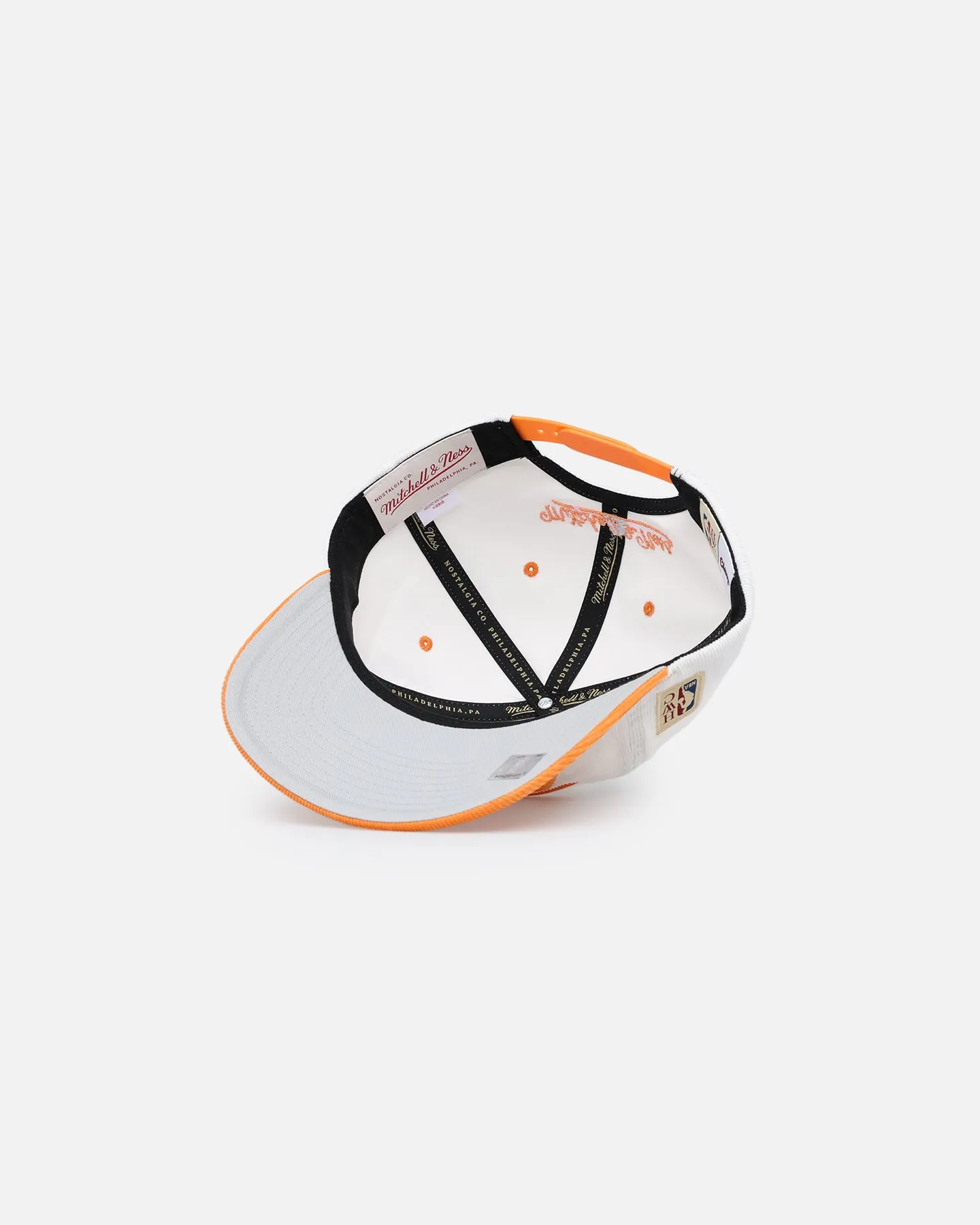 Mitchell & Ness Chicago Bulls Pastel Corduroy Snapback White Cream/Orange
