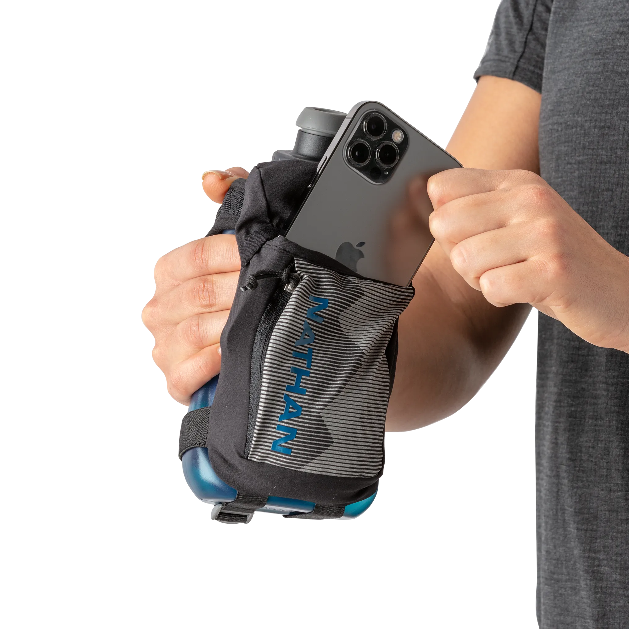 Nathan QuickSqueeze 18oz Handheld Bottle