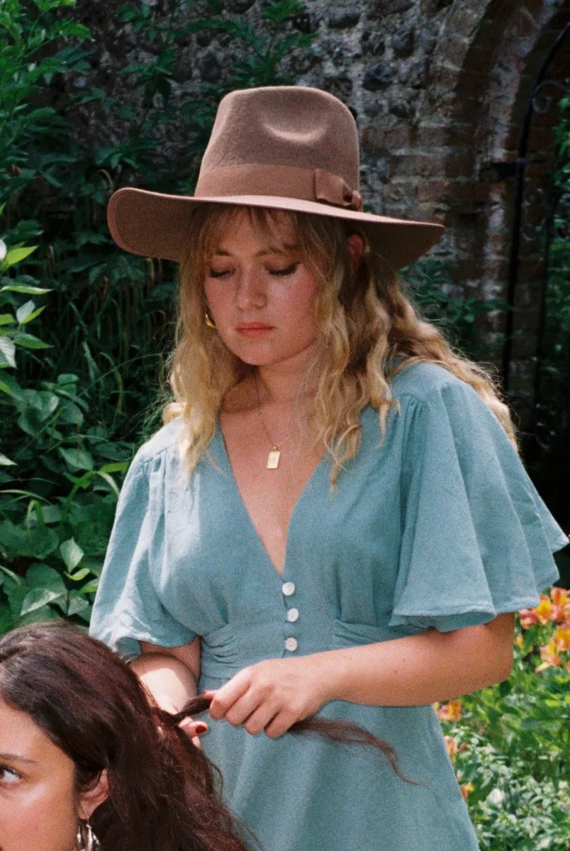 Sierra Wide Brim Hat in Saddle Brown