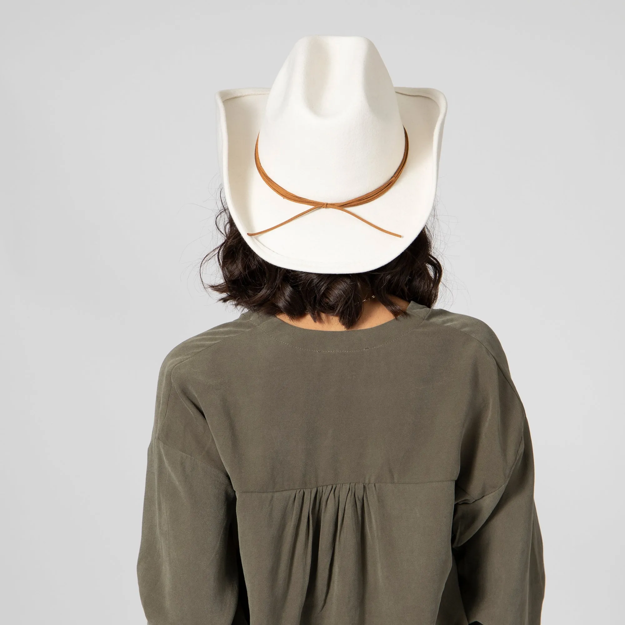 Women's Felt Cowboy Hat w/Twisted Faux Leather Band